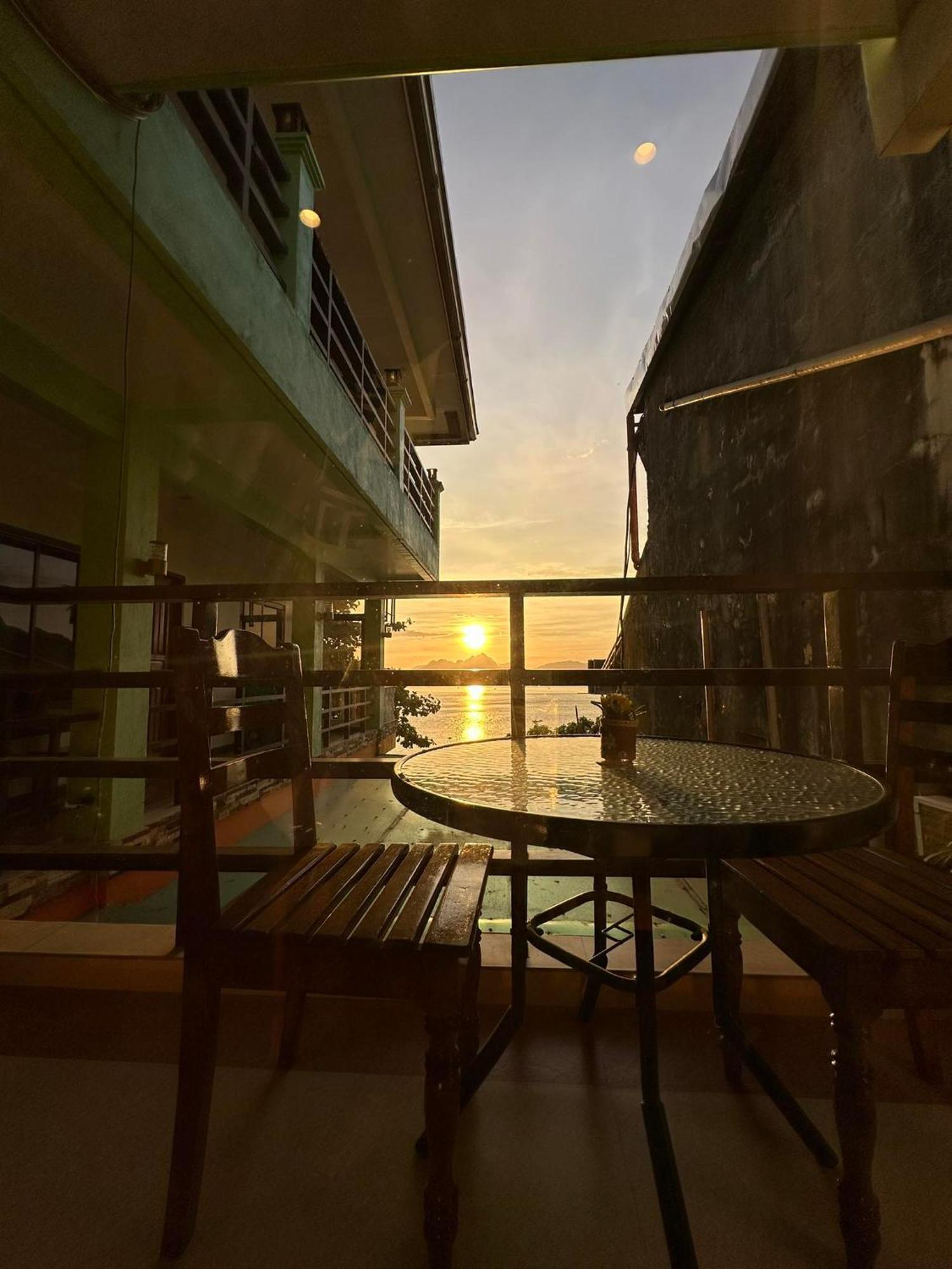 Desert Rose Beach Hotel El Nido Eksteriør bilde