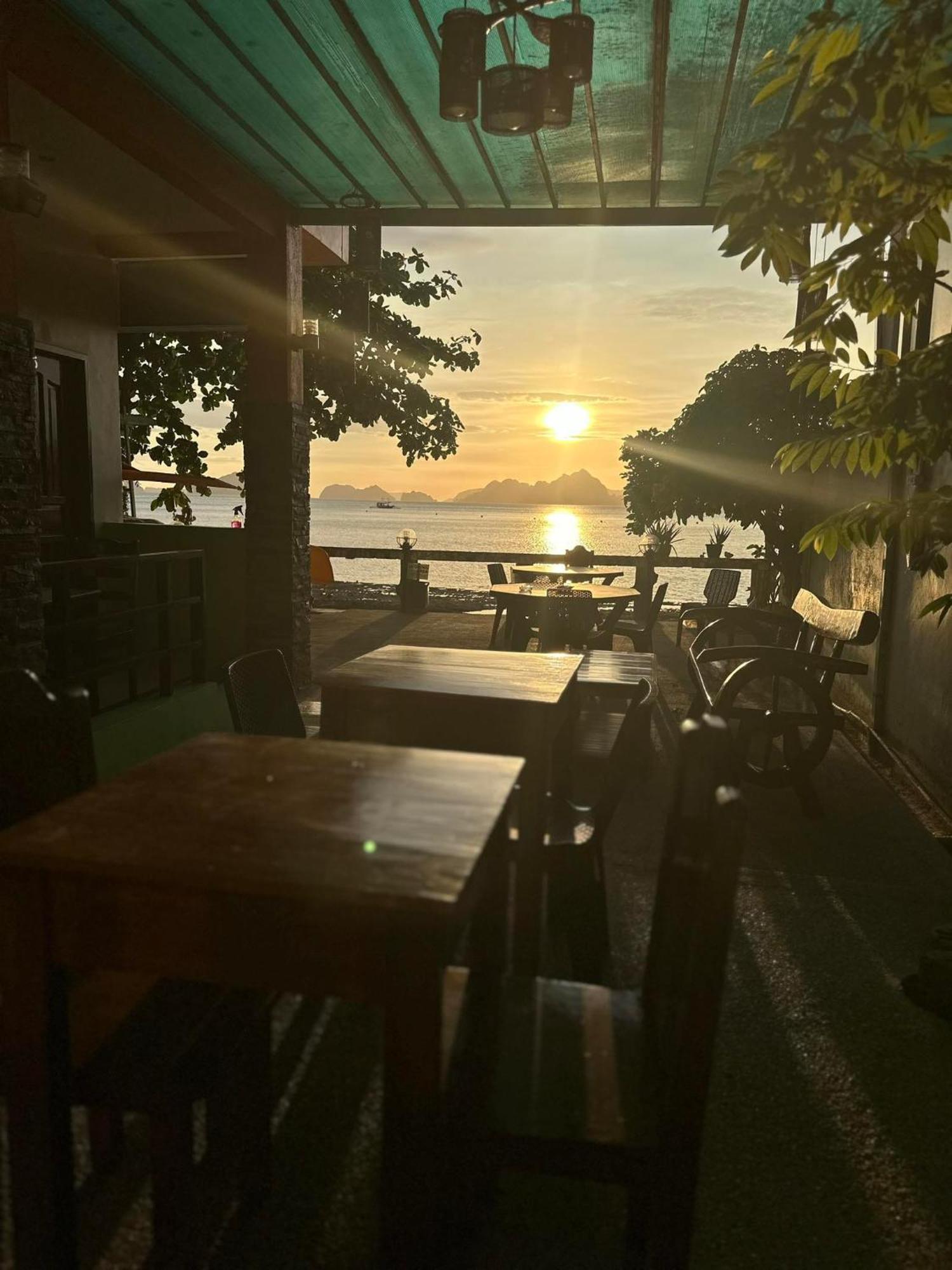 Desert Rose Beach Hotel El Nido Eksteriør bilde