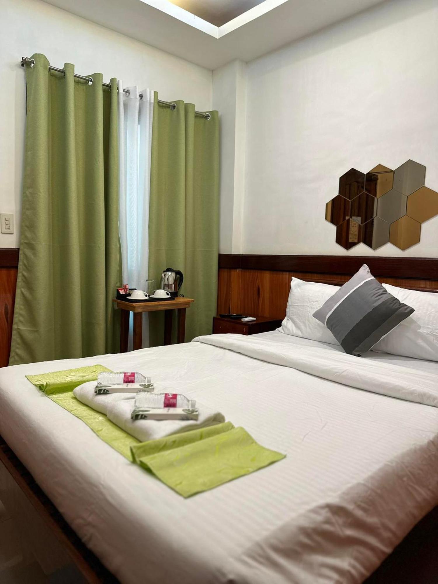 Desert Rose Beach Hotel El Nido Eksteriør bilde